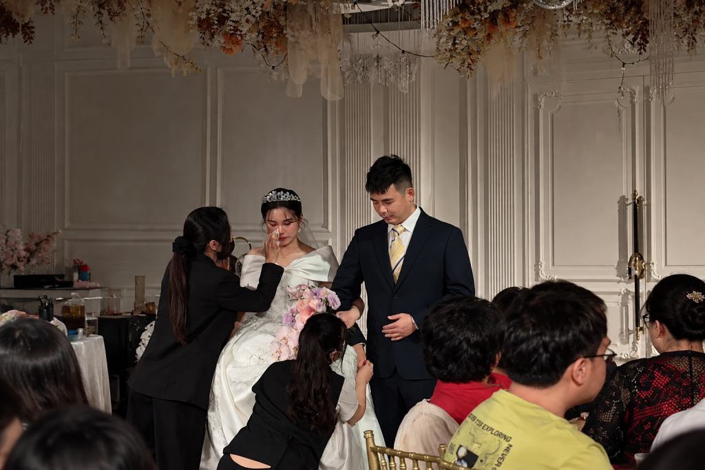 成都愛樂婚禮造型|三套白紗高級千金妝新娘實錄