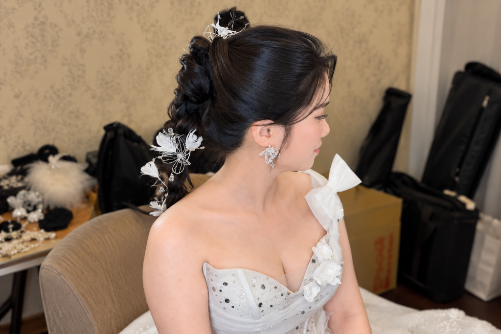 成都愛樂婚禮造型|三套白紗高級千金妝新娘實錄